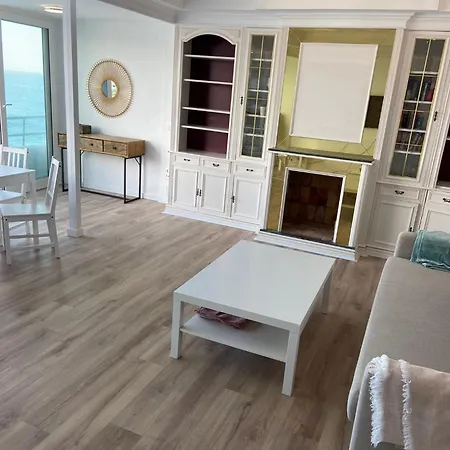 Lux Center 4c Apartament *